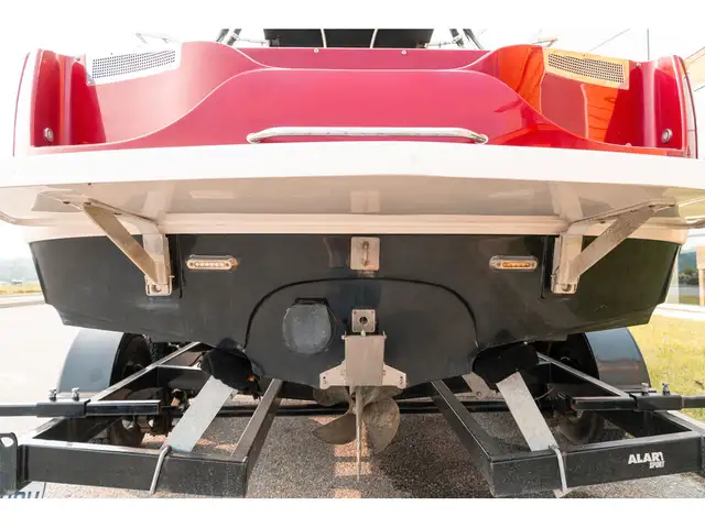 2009 Nautique 216V in Powerboats & Motorboats in Granby - Image 7