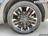 Engine: Gas V-6 3.8L L/100Km City: 12.8 L/100Km Hwy: 9.8 Safety Equipment ABS And Driveline Traction... (image 8)