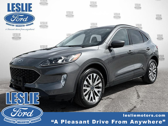 2022 Ford Escape Titanium AWD in Cars & Trucks in Stratford