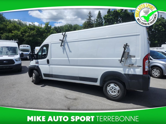 RAM ProMaster fourgonnette utilitaire 2500 toit élevé 159 po 201 in Cars & Trucks in Laval / North Shore - Image 3