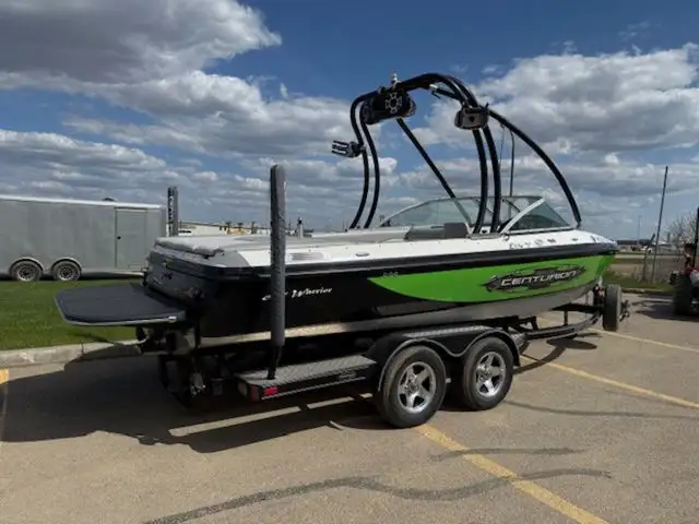 2008 Centurion Elite V in Powerboats & Motorboats in Saskatoon - Image 9