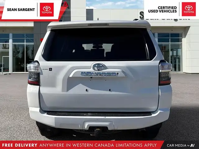 2019 Toyota 4Runner SR5 >>FREE DELIVERY WESTERN CANADA<< SR5 in Cars & Trucks in Grande Prairie - Image 7