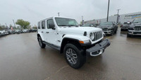 This 2025 JEEP WRANGLER 4-DOOR SAHARA has the following options Cloth Low-Back Bucket Seats, Remote... (image 4)