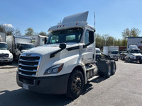 2019 FREIGHTLINER T12664ST;Heavy Duty Trucks - CONVENTIONAL W/O SLEEPER Penske Location 2916 NORLAND... (image 2)