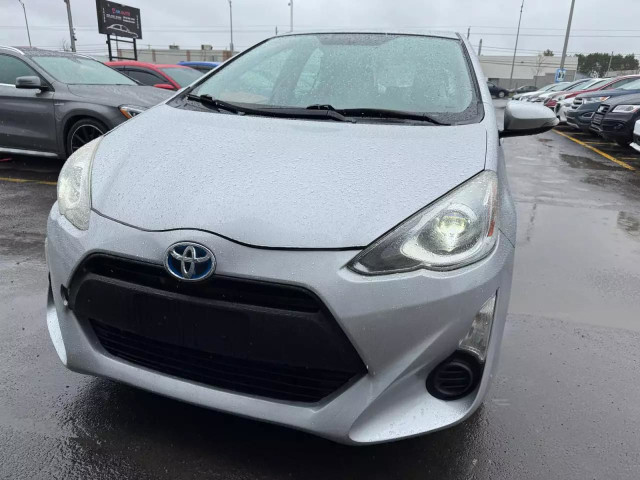 2015 TOYOTA Prius c Two in Cars & Trucks in Laval / North Shore - Image 3