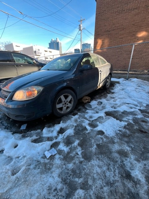 2009 Chevrolet Cobalt LT in Cars & Trucks in Edmonton - Image 2