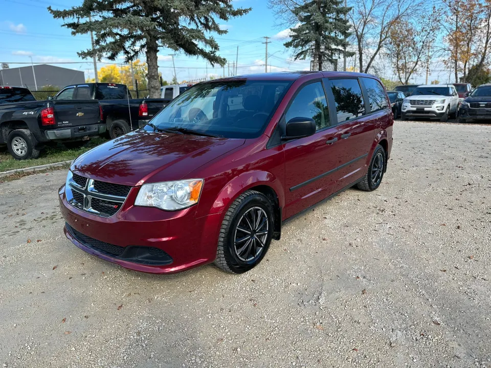 CLEAN TITLE, SAFETIED. 2014 Dodge Grand Caravan