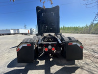Ryder Stock ID: 299312 Transmission Type/Speed: Auto 12 Engine: DIESEL DD15 GHG'17 400/1625 Horse Po... (image 6)