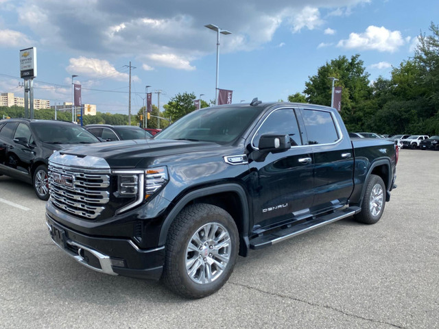 2024 GMC Sierra 1500 Denali VENTILATED FRONT SEATS | BOSE AUD... in Cars & Trucks in London - Image 2