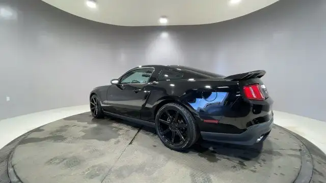 2012 Ford Mustang GT - CLEAN CARFAX62939425880193121