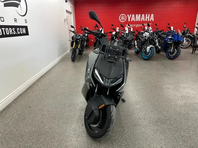 2022 BMW CE 04 CE 04 - V6558NP - -Financing Available** in Sport Bikes in Markham / York Region - Image 10