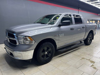 5.7L V8 Heated exterior mirrors Automatic headlights Full-size spare tire Chrome appearance package... (image 7)