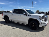 Beauty spec on this NEAR NEW 2025 GMC Sierra Denali.3.0L Diesel Finished in White Tricoate + 22" Hig... (image 5)