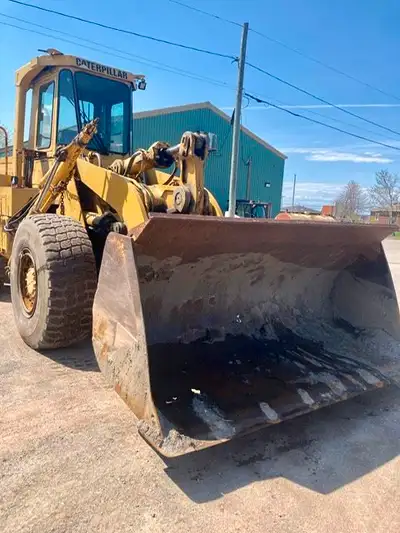 1986 Cat 950B wheel loader. Good condition, good tires. Coming soon. Please call for full details. C...