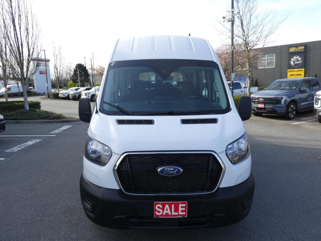  2022 Ford Transit Passenger Wagon XL in Cars & Trucks in Delta/Surrey/Langley - Image 2