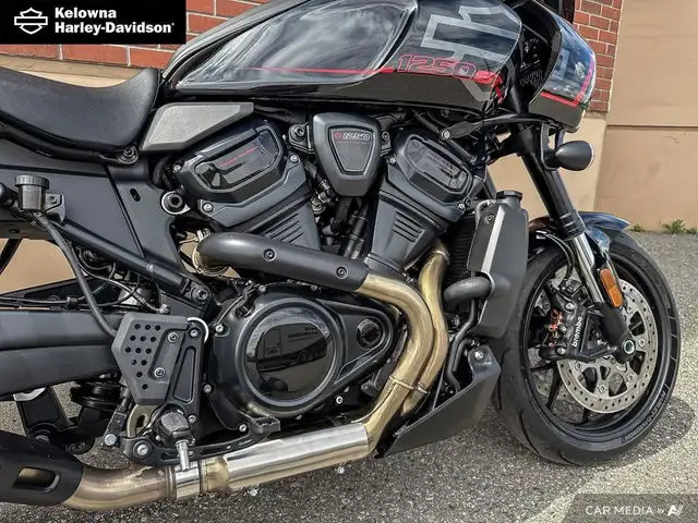 2025 Harley-Davidson RA1250ST - Pan America 1250 ST in Sport Touring in Kelowna - Image 11