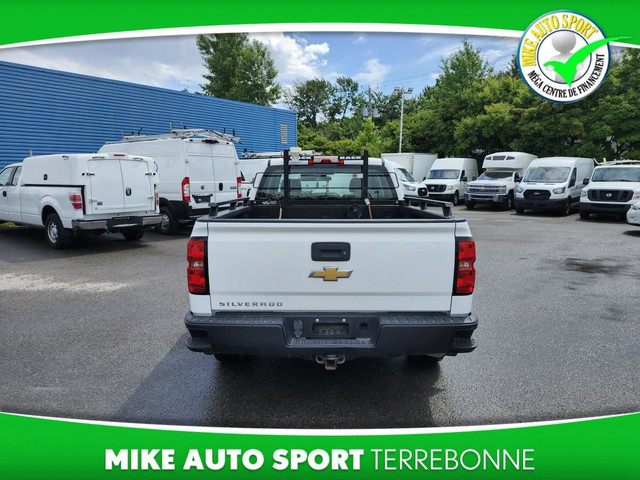 Chevrolet Silverado 1500 Camion de travail cabine multiplace 143 in Cars & Trucks in Laval / North Shore - Image 4