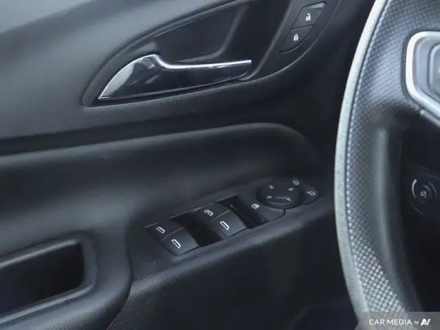 2022 Chevrolet Equinox 17 Wheels | Remote Start | Accident Free dans Autos et camions dans Région d’Oshawa/Durham - Image 14