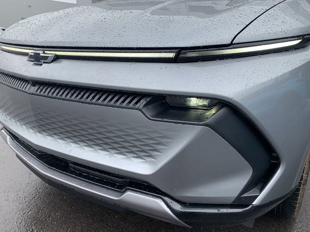 2025 Chevrolet Equinox EV LT in Cars & Trucks in Calgary - Image 3
