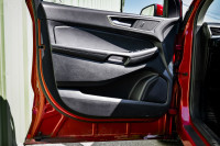 This 2020 Ford Edge is for sale today. This SUV has 68,872 kms. It's red in colour . It has a 8 spee... (image 9)