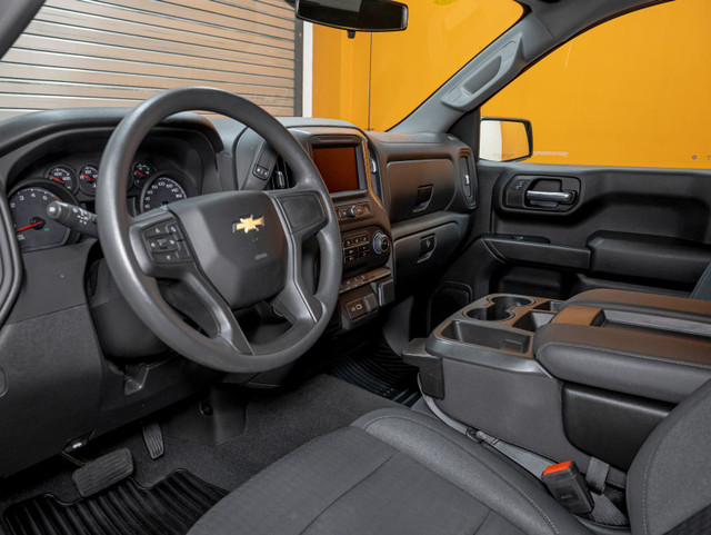 2023 Chevrolet Silverado 1500 CUSTOM CREW 4X4 *CARPLAY* MULTIFLE in Cars & Trucks in Laurentides - Image 2