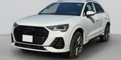 This Audi Q3 delivers a Intercooled Turbo Regular Unleaded I-4 2.0 L/121 engine powering this Automa...