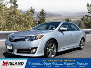 2012 Toyota Camry SE | Navigation | Sunroof | Heated Seats | Keyless Ignition