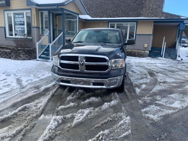 2017 Ram 1500 SLT in Cars & Trucks in Québec City - Image 2