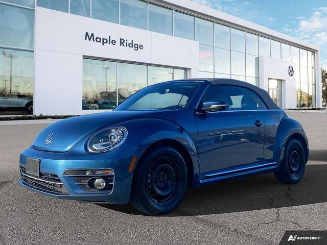 2018 Volkswagen Beetle Convertible Coast | Apple CarPlay in Cars & Trucks in Tricities/Pitt/Maple