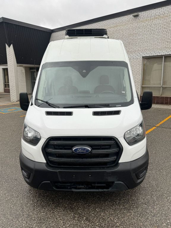 2021 Ford Transit Cargo Van T-250 130" Med Rf 9500 GVWR Rll-whee in Cars & Trucks in City of Toronto