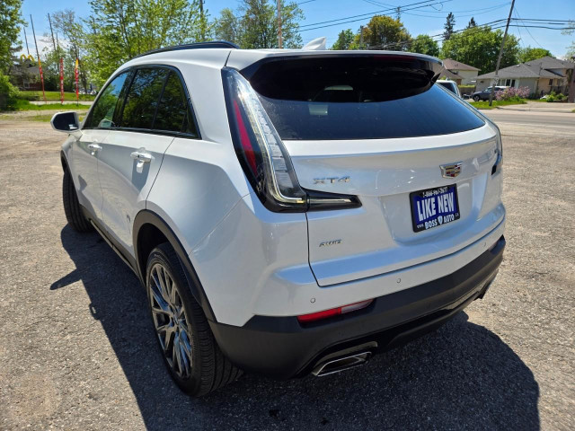 2020 Cadillac XT4 SPORT AWD in Cars & Trucks in Oshawa / Durham Region - Image 3