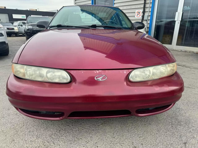 2004 OLDSMOBILE Alero GL1 in Cars & Trucks in Laval / North Shore - Image 3