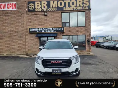 No accident Ontario vehicle with Lot of Options! Call (905) 791-3300 - Black Fabric interior, - AWD,...