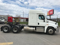 2019 FREIGHTLINER X12564ST;Heavy Duty Trucks - Conventional Truck w/ Sleeper Penske Location 10760 H... (image 7)