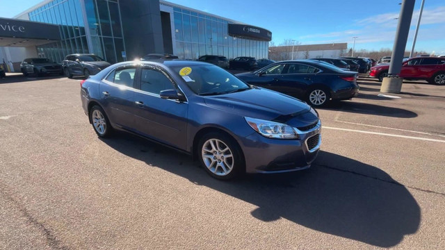 2015 Chevrolet Malibu 1LT in Cars & Trucks in Moncton - Image 2