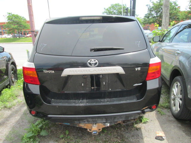 2008 Toyota Highlander AWD in Cars & Trucks in City of Montréal - Image 3