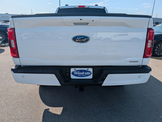 2022 Ford F-150 XLT 3.5L, CLOTH HEATED SEATS, BACKUP CAMERA/... in Cars & Trucks in Calgary - Image 4