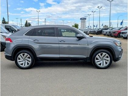 2021 Volkswagen Atlas Cross Sport 3.6L V6 SEL *LOADED* w/4MOTION in Cars & Trucks in Edmonton - Image 2