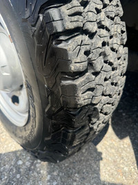 2012 Ford Super Duty F-250 SRW 8ft Box Crew cab with auto ac, new tires, low kms, tilt steering, tow... (image 5)