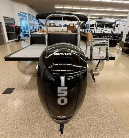 2025 Tahoe Pontoons LTZ Cruise 23 FT in Powerboats & Motorboats in Winnipeg - Image 6