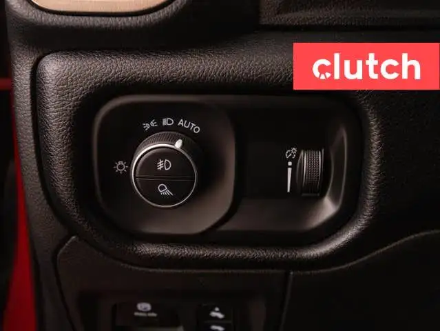 2022 Ram 1500 Sport Crew Cab 4X4 w/ Apple CarPlay & Android Auto dans Autos et camions dans Ottawa - Image 24
