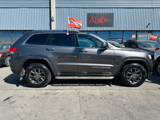 2015 Jeep Grand Cherokee Laredo in Cars & Trucks in City of Montréal - Image 3