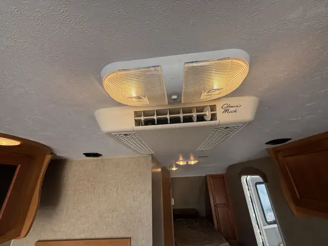 2014 KZ MXT 160 Toy Hauler in Travel Trailers & Campers in St. Albert - Image 27