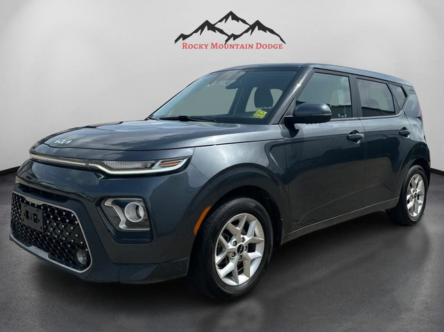 LOW MILEAGE 2022 KIA SOUL EX in Cars & Trucks in Red Deer - Image 2