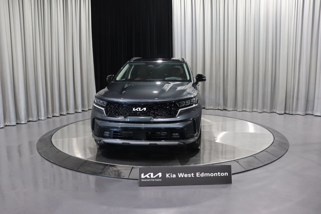 2023 Kia Sorento 2.5T SX w/Black Leather HEATED / COOLED SEAT... in Cars & Trucks in Edmonton - Image 2