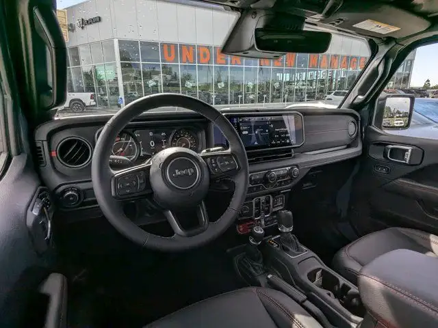 2025 Jeep Wrangler Rubicon X - 35 A/T TIRES - BEADLOCK RIMS dans Autos et camions dans Calgary - Image 26