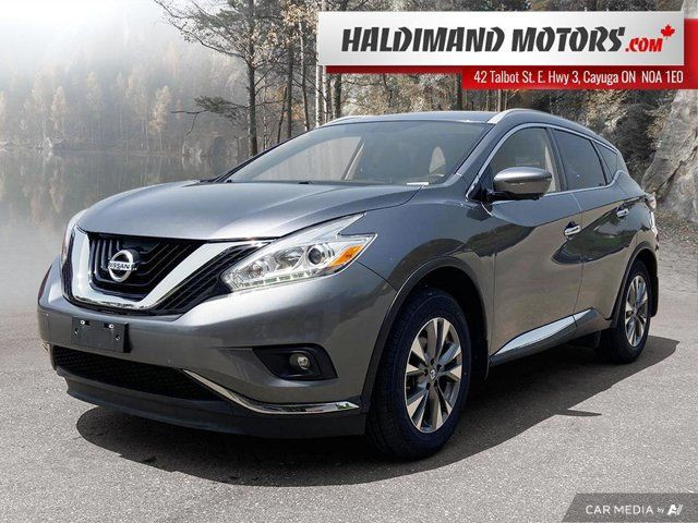 2017 Nissan Murano SL in Cars & Trucks in Hamilton