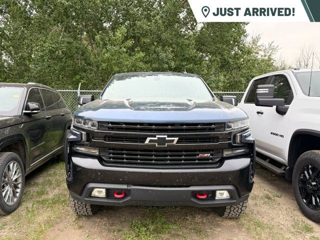 2019 Chevrolet Silverado 1500 LT Trail Boss 4WD Crew Cab in Cars & Trucks in Strathcona County - Image 3