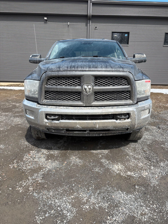 2017 Ram 2500 4x4 Crew Cab 149" Outdoorsman | NO ACCIDENTS in Cars & Trucks in City of Toronto - Image 2