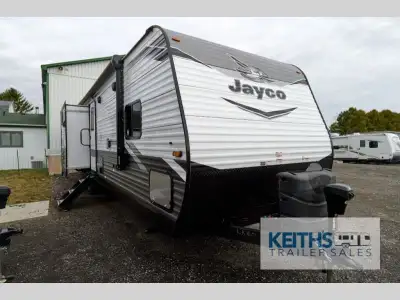 Jayco Jay Flight travel trailer 33RBTS highlights: Spacious Kitchen Private Bunkhouse Deluxe Bedspre...